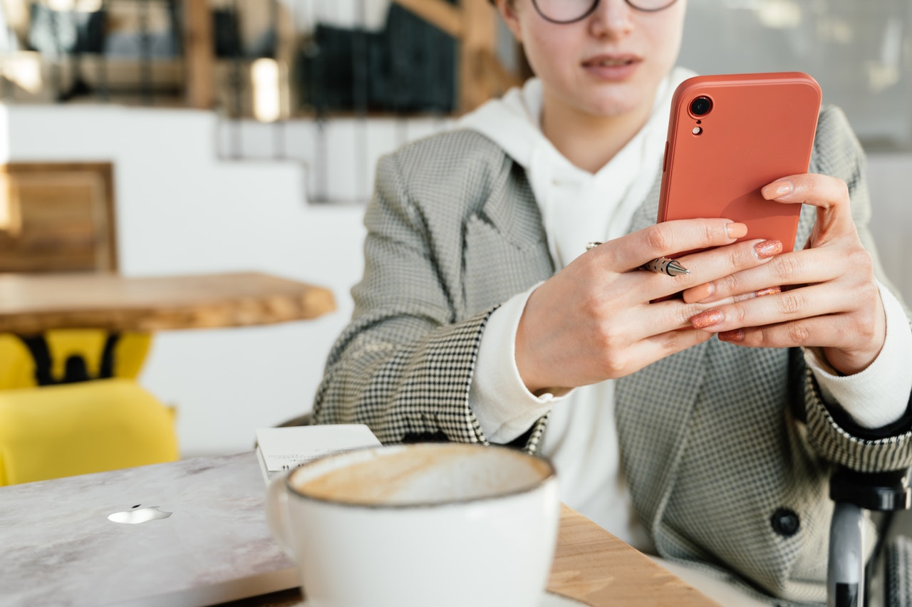 5 ideias de títulos:
1. 10 Mensagens de Bom Dia para Clientes que Encantam
2. Como Usar Mensagens de Bom Dia para Aumentar Vendas
3. WhatsApp para Negócios: Melhores Frases de Bom Dia
4. Crie Conexão: Mensagens de Bom Dia Personalizadas
5. Dicas Essenciais para Enviar Mensagens de Bom Dia sem Parecer Spam