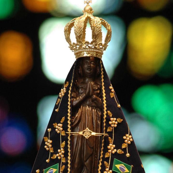 Nossa Senhora Aparecida esperança e humildade